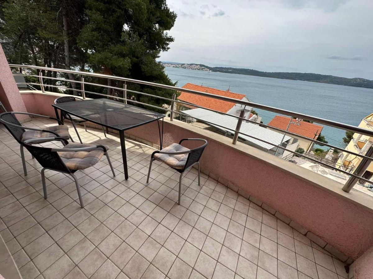 Apartman Lucia Trogir Luaran gambar